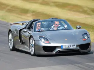 Porsche 918 Spyder delantera