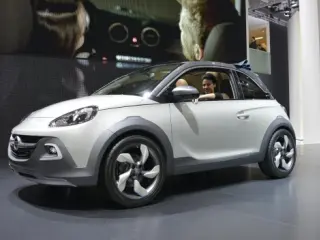 Opel Adam Rocks lateral salon ginebra 2013
