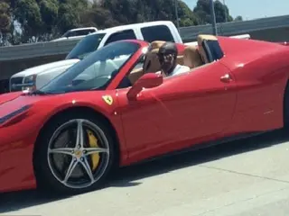 VÍDEO: Kobe Bryant, un incondicional de Ferrari, estos eran todos sus coches