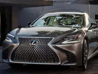 Lexus LS 2017