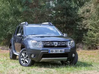 Dacia Duster delantera