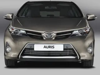 Nuevo Toyota Auris, frontal
