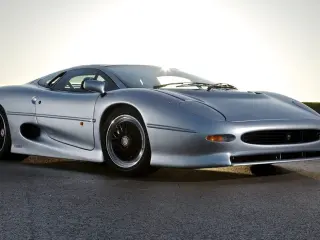 coches-comparten-pilotos-traseros-jaguar-xj220