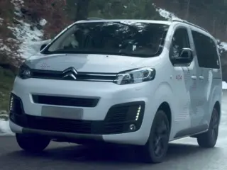VÍDEO: Cómo mola el Citroën SpaceTourer 4x4 Ë Concept