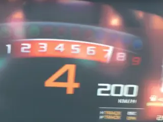 VÍDEO: Esto es lo que tarda el McLaren 570S Spider en ponerse a 220 km/h