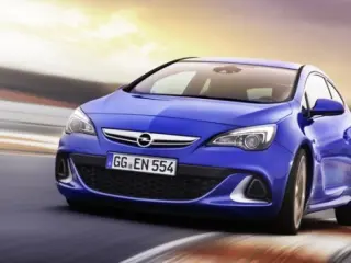 Opel Astra OPC en el Salón de Ginebra 2012