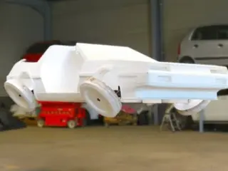 Una réplica del DeLorean a tamaño real