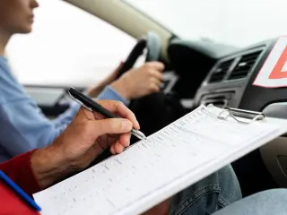 El caso del aspirante, de origen británico, pone el foco en otros condicionantes más allá de la habilidad al volante