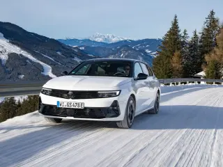 Cuidar tu coche híbrido en invierno.