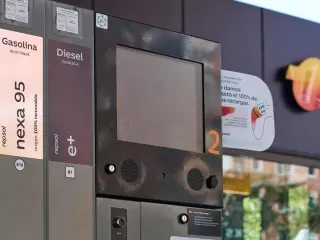 Un surtidor de gasolina y diésel.