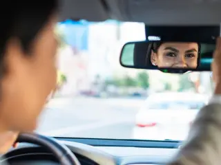 El profesor resalta la cantidad de estímulos en carretera y la exigencia de los examinadores