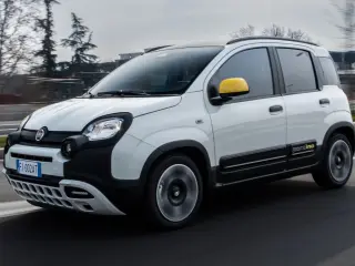 10 coches con etiqueta ECO más baratos que puedes comprar
