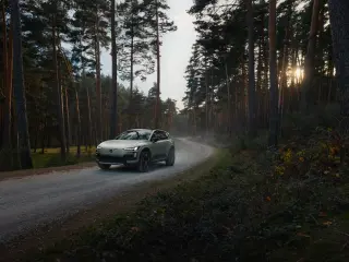 Volvo EX60 Cross Country