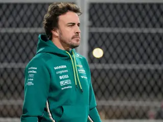 Fernando Alonso durante el Gran Premio de Catar de 2025