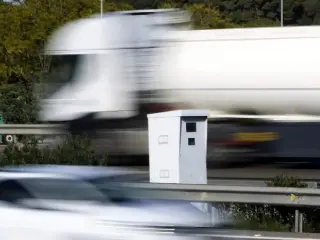 Juez quita una multa a una conductora por una disfunción.