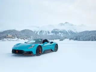 Maserati MCpura Cielo Frozen Magma