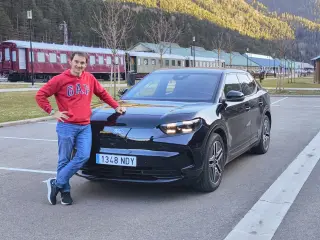Prueba del Ford Capri RWD rango extendido