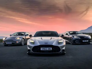Aston Martin Vanquish celebra 25 años