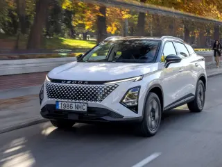 Compra coche eléctrico o híbrido Omoda 5