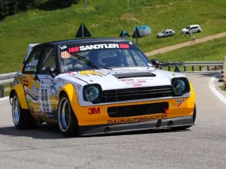 Toyota Starlet motor Suzuki Hayabusa