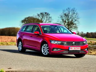 Volkswagen Passat Variant 2.0 TDI (2023) de segunda mano