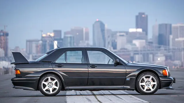 Mercedes 190 E 2.5-16 Evolution II lateral estática