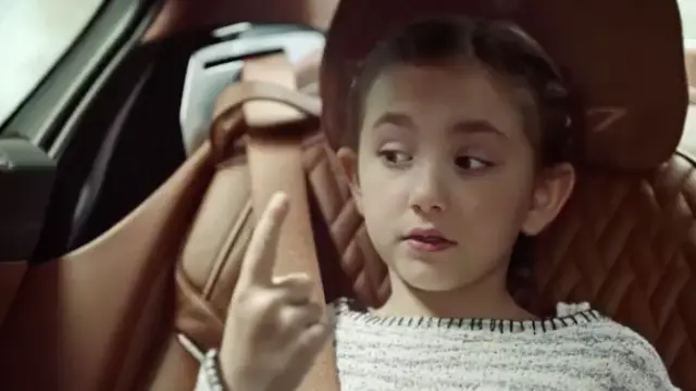 Un coche, una niña y un moco, ¿cómo terminará la historia?