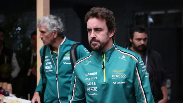 Fernando Alonso durante el día dedicado a la prensa en el Autódromo José Carlos Pace (Brasil)