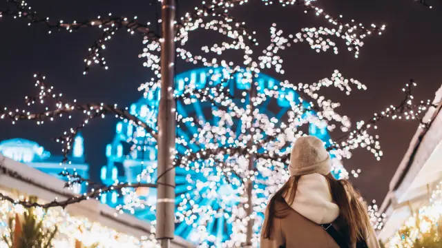 El encendido de las luces de Navidad se adelantan en las ciudades españolas al mes de noviembre