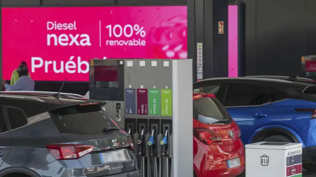 Nueva imagen de las gasolinera Repsol anunciando su nuevo combustible