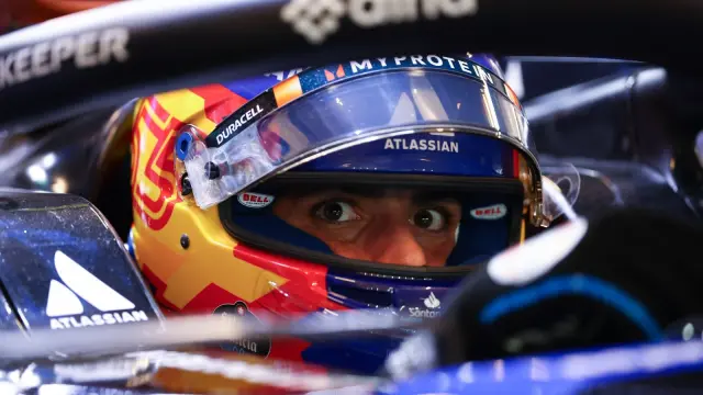 Carlos Sainz subido al Williams durante la clasificación del GP de Las Vegas