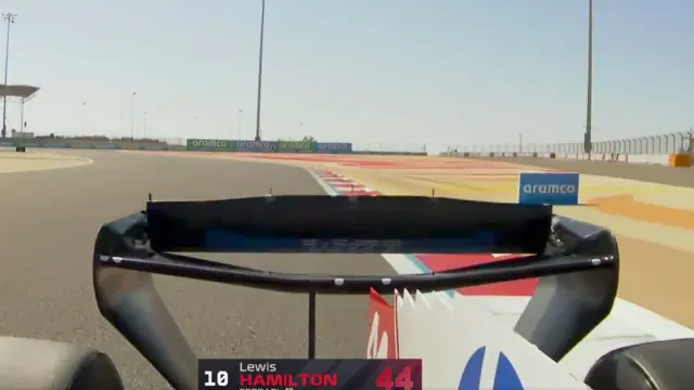Momento en el que el alerón trasero del Ferrari da la vuelta