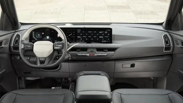 Interior del Kia EV5.