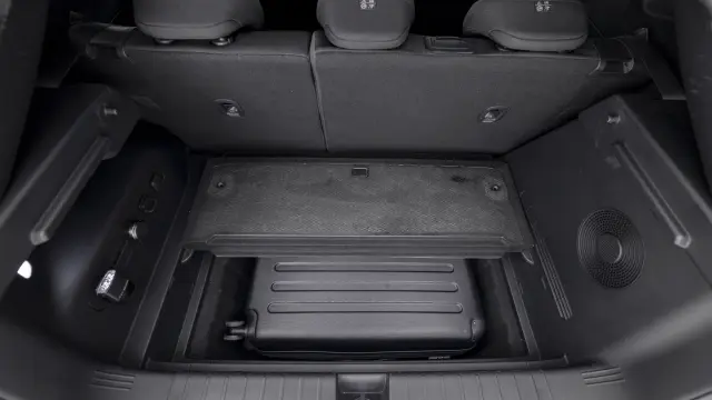 Maletero del Hyundai IONIQ 3