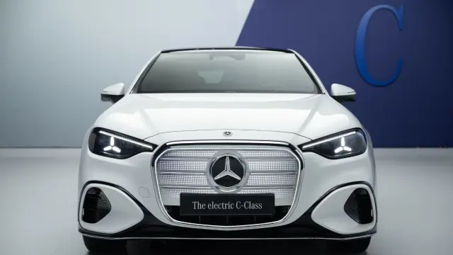 Frontal del Mercedes Benz Clase C 2026