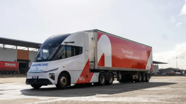 Windrose Global E700
