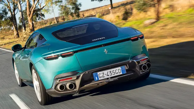 Prueba del Ferrari Amalfi. Zaga.