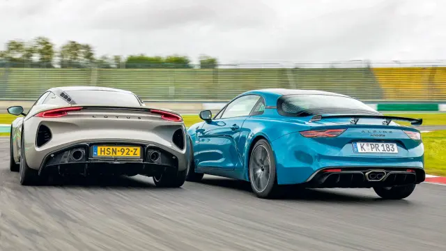 Enfrentamos al Alpine A110 GTS vs. Lotus Emira Turbo SE: galería.