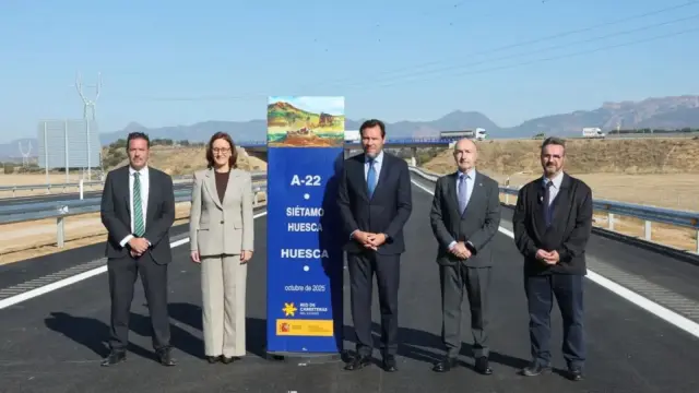Inauguración de la A-22 el pasado octubre por Óscar Puente