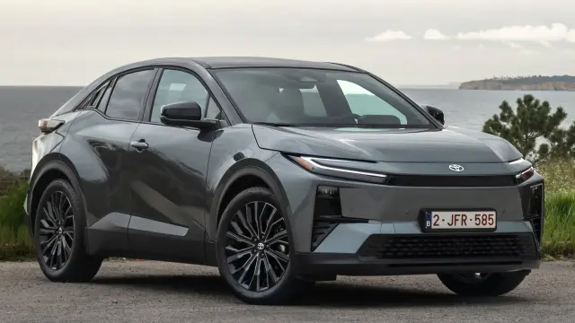 Toyota C-HR+
