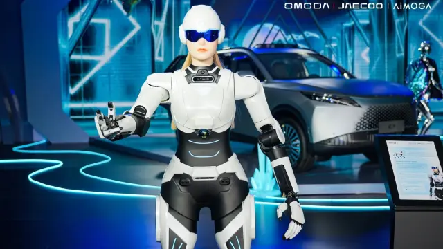 El robot humanoide de Chery pronto podrá convivir con el de BYD.