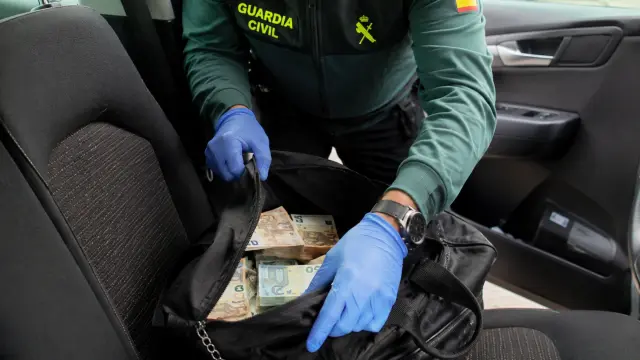 La Guardia Civil incauta más de 800.000 euros.