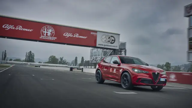 Prueba del Alfa Romeo Stelvio Quadrifoglio en circuito