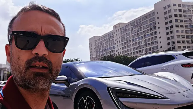 Hugo Valverde en China