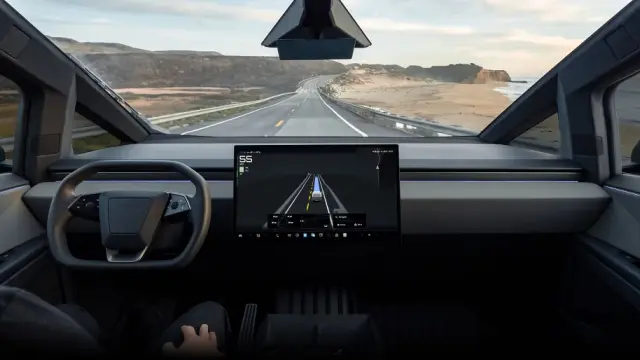 Tesla vuelve a tener problemas con sus coches autónomos.