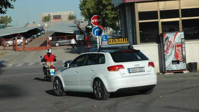 Guerra entre la DGT y las autoescuelas.