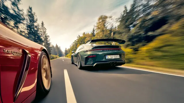 Comparativa: Mercedes-AMG GT 63 Pro vs. Porsche 911 GT3. Zagas.