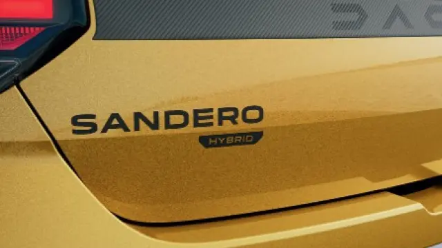 Dacia Sandero Hybrid 155