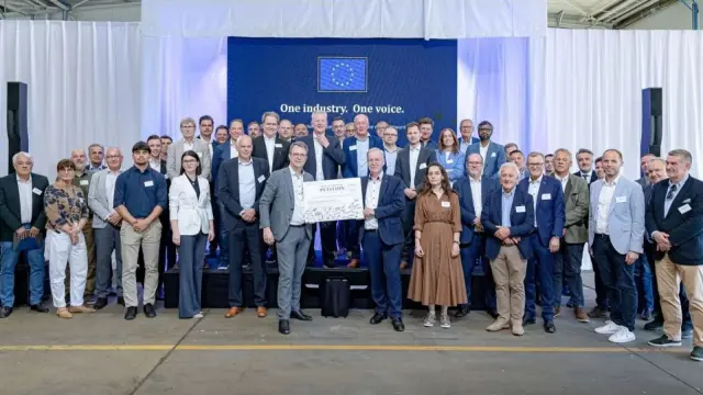 30 fabricantes europeos reclaman la revisiòn del Reglamento (UE) 2024/1610 sobre el CO2