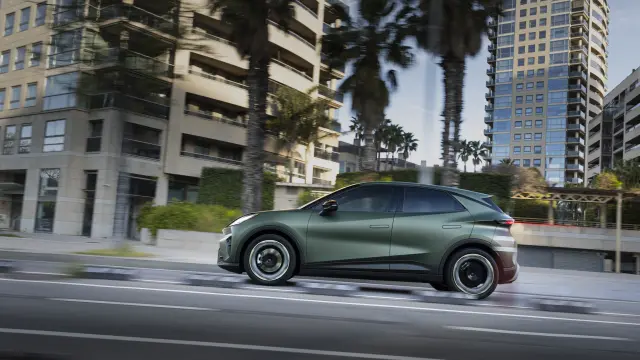 Cupra Raval Plus.